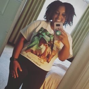 Meet your Posher, Raquel